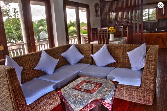 Hotel Casa De Miguelitos Tagaytay City Esterno foto